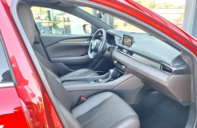 Mazda 6 cena 125900 przebieg: 68000, rok produkcji 2019 z Uniejów małe 277